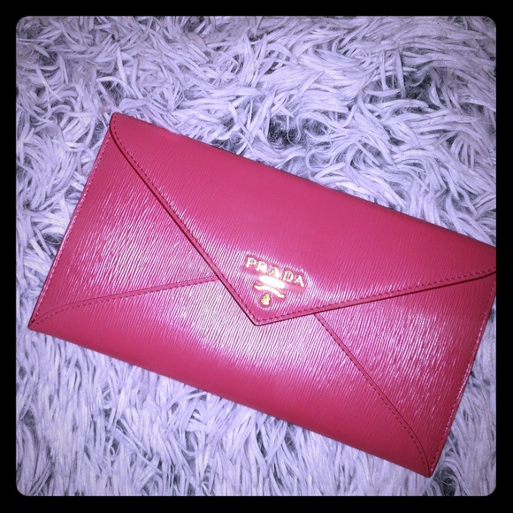 Authentic Prada document holder -new - Picture 1 of 4